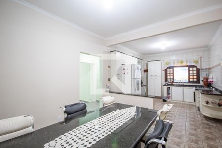 Casa para alugar com 180m², 3 quartos e 6 vagasCopa