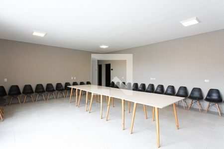 Apartamento à venda com 44m², 2 quartos e 1 vaga Apartamento à venda com 44m², 2 quartos e 1 vagaÁrea comum - Salão de festas