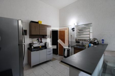 Casa à venda com 220m², 5 quartos e sem vagaCasa 3 - Cozinha 
