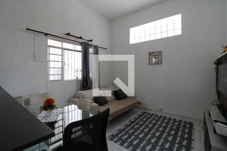 Casa à venda com 220m², 5 quartos e sem vagaCasa 3 - Sala 