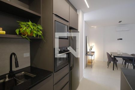 Apartamento para alugar com 72m², 2 quartos e 2 vagas Apartamento para alugar com 72m², 2 quartos e 2 vagasCozinha
