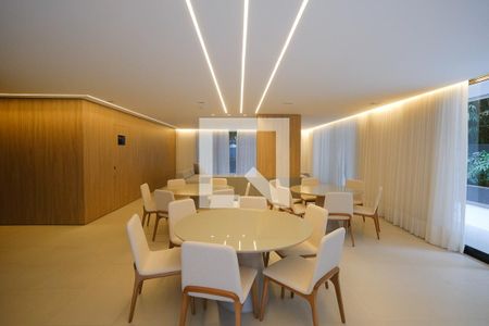 Apartamento para alugar com 72m², 2 quartos e 2 vagas Apartamento para alugar com 72m², 2 quartos e 2 vagasÁrea comum - Salão de festas