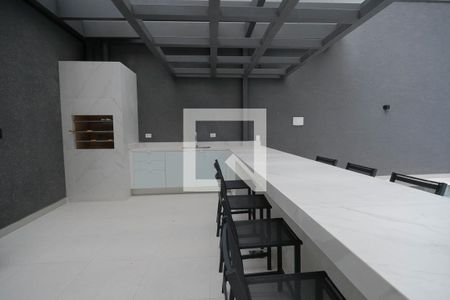 Apartamento para alugar com 72m², 2 quartos e 2 vagas Apartamento para alugar com 72m², 2 quartos e 2 vagasÁrea comum - Churrasqueira