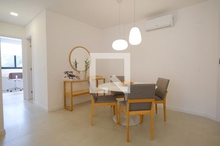 Sala de apartamento para alugar com 2 quartos, 72m² em Bigorrilho, Curitiba