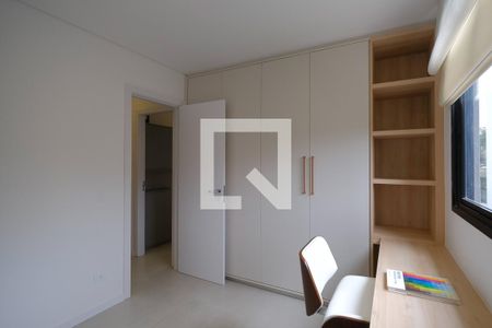 Quarto 1 de apartamento para alugar com 2 quartos, 72m² em Bigorrilho, Curitiba