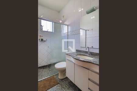 Apartamento para alugar com 78m², 3 quartos e 2 vagasBanheiro do Corredor