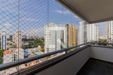 Sacada de apartamento para alugar com 4 quartos, 180m² em Vila Uberabinha, São Paulo
