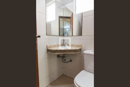 Lavabo de casa de condomínio à venda com 3 quartos, 188m² em Cambuci, São Paulo