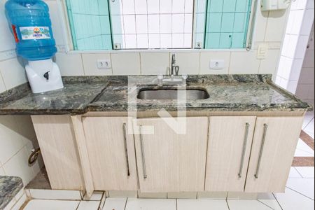 Cozinha de casa de condomínio à venda com 3 quartos, 188m² em Cambuci, São Paulo