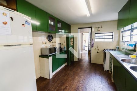 Casa para alugar com 300m², 4 quartos e 4 vagas Casa para alugar com 300m², 4 quartos e 4 vagasCozinha