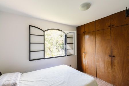 Casa para alugar com 300m², 4 quartos e 4 vagas Casa para alugar com 300m², 4 quartos e 4 vagasQuarto 3