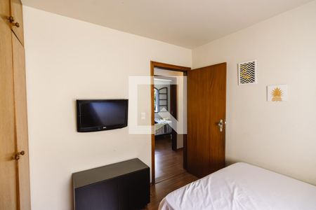 Casa para alugar com 300m², 4 quartos e 4 vagas Casa para alugar com 300m², 4 quartos e 4 vagasQuarto 1