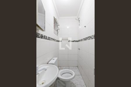 Banheiro de casa para alugar com 1 quarto, 40m² em Ferrazópolis, São Bernardo do Campo