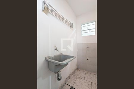Casa para alugar com 40m², 1 quarto e sem vagaÁrea de serviço