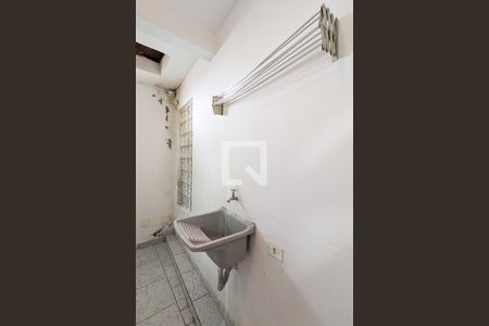 Casa para alugar com 40m², 1 quarto e sem vagaÁrea de serviço