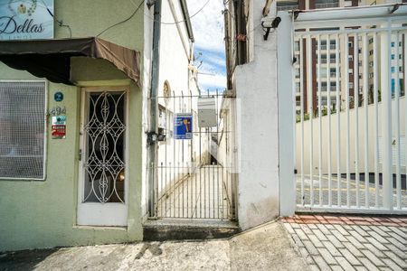 Casa de condomínio à venda com 80m², 2 quartos e sem vaga Casa de condomínio à venda com 80m², 2 quartos e sem vagaFachada
