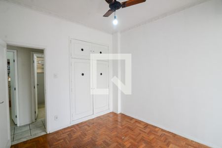 Apartamento à venda com 77m², 2 quartos e 1 vagaQuarto 2