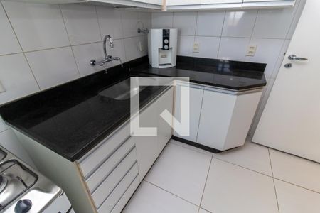 Apartamento para alugar com 55m², 2 quartos e 1 vaga Apartamento para alugar com 55m², 2 quartos e 1 vagaCozinha
