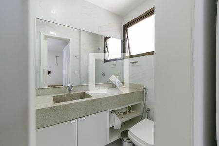 Apartamento à venda com 160m², 3 quartos e 2 vagasBanheiro Suíte