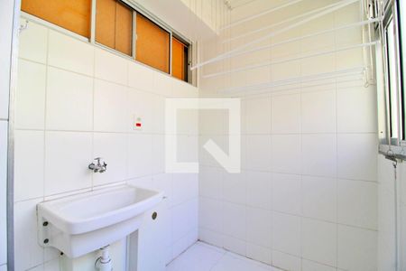 Apartamento para alugar com 65m², 2 quartos e 1 vagaÁrea de Serviço