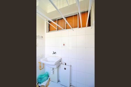 Apartamento para alugar com 65m², 2 quartos e 1 vagaÁrea de Serviço