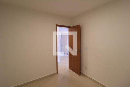 Quarto de apartamento para alugar com 2 quartos, 74m² em Grand Ville, Uberlândia