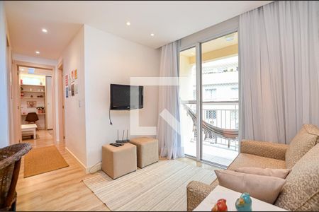 Sala de apartamento à venda com 3 quartos, 70m² em Maceió, Niterói