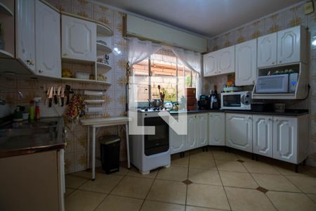 Casa à venda com 200m², 3 quartos e 3 vagasCozinha