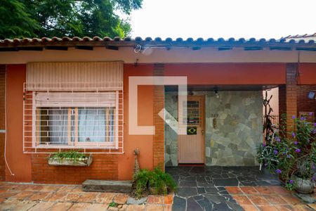 Casa à venda com 200m², 3 quartos e 3 vagasFachada