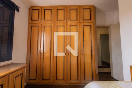 Apartamento à venda com 120m², 3 quartos e 3 vagasQuarto 2