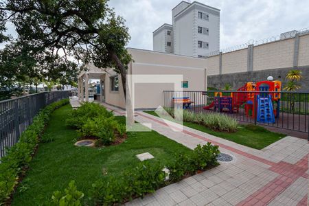 Apartamento para alugar com 48m², 2 quartos e 1 vaga Apartamento para alugar com 48m², 2 quartos e 1 vagaÁrea comum - Playground