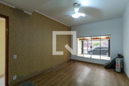 Casa para alugar com 109m², 3 quartos e 2 vagas Casa para alugar com 109m², 3 quartos e 2 vagasSala