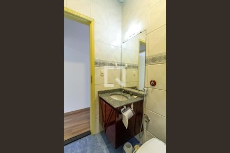 Casa para alugar com 109m², 3 quartos e 2 vagas Casa para alugar com 109m², 3 quartos e 2 vagasBanheiro