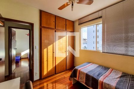 Apartamento à venda com 170m², 3 quartos e 2 vagasQuarto 1