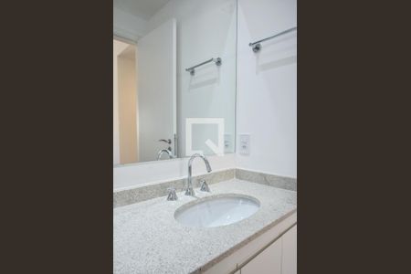 Apartamento para alugar com 65m², 2 quartos e 2 vagasBanheiro Suíte 01