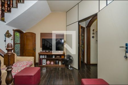 Casa para alugar com 270m², 5 quartos e 4 vagasSala 4