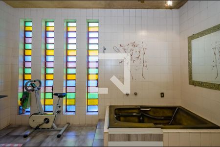 Casa para alugar com 270m², 5 quartos e 4 vagasBanheiro da Suíte 1