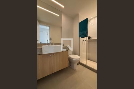 Banheiro da Suíte 1 de apartamento à venda com 2 quartos, 117m² em Botafogo, Rio de Janeiro