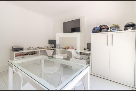 Casa de condomínio para alugar com 250m², 4 quartos e 3 vagasSala 2 (anexo)