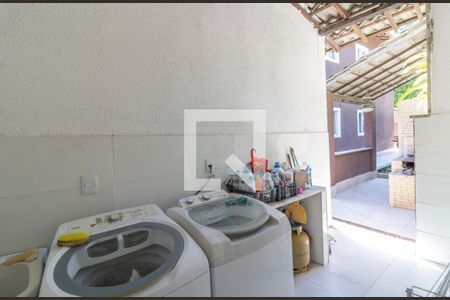 Casa de condomínio para alugar com 250m², 4 quartos e 3 vagasÁrea de Serviço (anexo)