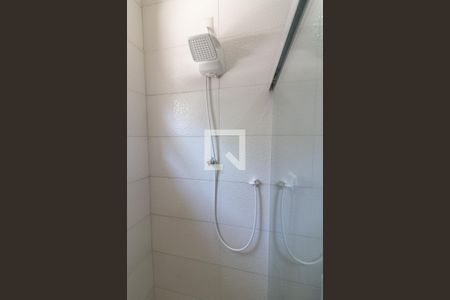 Casa de condomínio para alugar com 250m², 4 quartos e 3 vagasBanheiro (anexo)