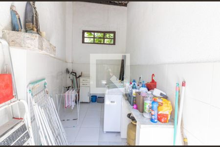 Casa de condomínio para alugar com 250m², 4 quartos e 3 vagasÁrea de Serviço (anexo)