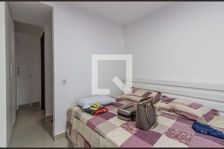 Casa de condomínio para alugar com 250m², 4 quartos e 3 vagasSuíte 2