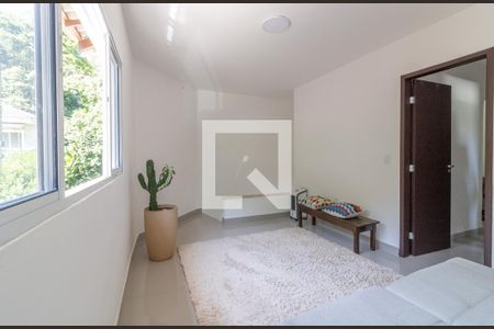 Antessala de casa de condomínio para alugar com 4 quartos, 250m² em Vargem Pequena, Rio de Janeiro