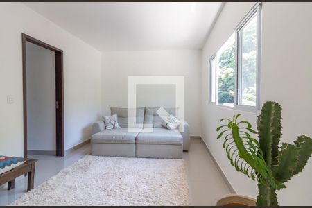 Antessala de casa de condomínio à venda com 4 quartos, 250m² em Vargem Pequena, Rio de Janeiro
