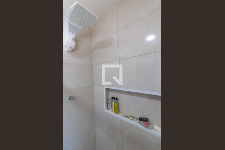 Casa de condomínio para alugar com 250m², 4 quartos e 3 vagasSuíte 1 - banheiro