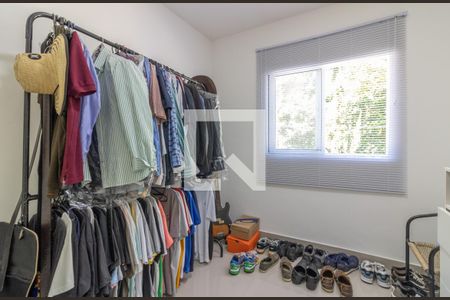 Casa de condomínio para alugar com 250m², 4 quartos e 3 vagasSuíte 1 - closet