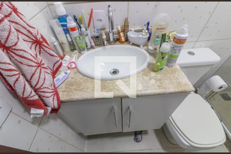 Casa de condomínio para alugar com 250m², 4 quartos e 3 vagasSuíte 2 - banheiro