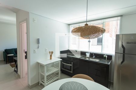 Apartamento à venda com 57m², 2 quartos e 2 vagas Apartamento à venda com 57m², 2 quartos e 2 vagasCozinha