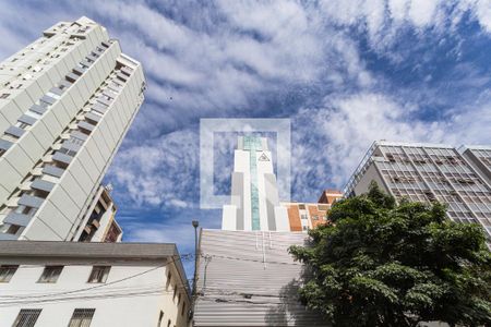 Apartamento à venda com 57m², 2 quartos e 2 vagas Apartamento à venda com 57m², 2 quartos e 2 vagasFachada